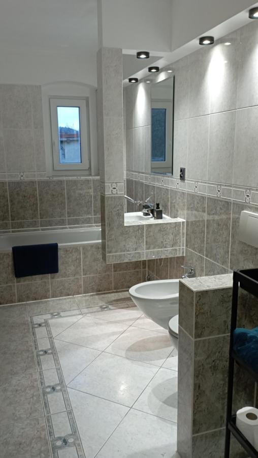 Apartament 27A Jelenia Góra Exteriör bild